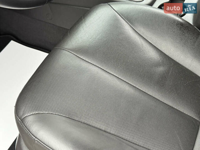 Серый Хендай Санта Фе, объемом двигателя 2.2 л и пробегом 209 тыс. км за 13999 $, фото 76 на Automoto.ua