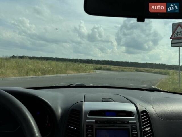 Серый Хендай Санта Фе, объемом двигателя 2.2 л и пробегом 68 тыс. км за 15700 $, фото 22 на Automoto.ua