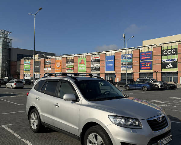 Серый Хендай Санта Фе, объемом двигателя 2.2 л и пробегом 188 тыс. км за 16700 $, фото 9 на Automoto.ua