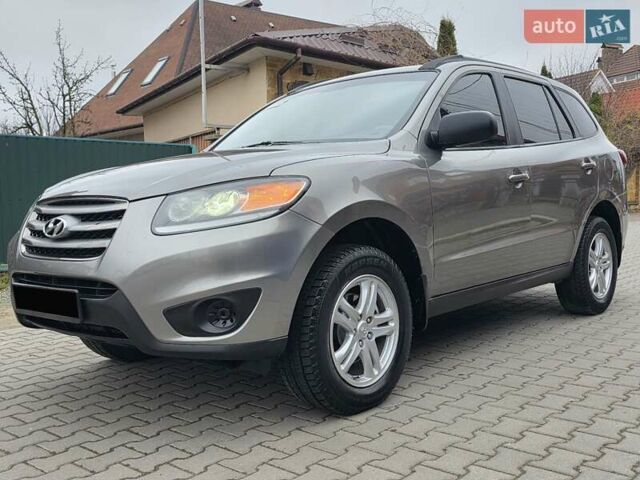 Серый Хендай Санта Фе, объемом двигателя 2.4 л и пробегом 237 тыс. км за 9999 $, фото 13 на Automoto.ua