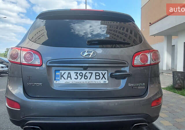 Хендай Санта Фе 2012 в Киеве на Automoto.ua Серый Хендай Санта Фе, объемом двигателя 2.2 л и пробегом 211 тыс. км за 14200 $, фото 23 на Automoto.ua