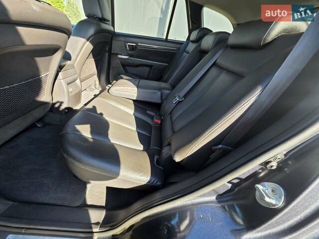 Хендай Санта Фе 2012 в Ивано-Франковске на Automoto.ua Серый Хендай Санта Фе, объемом двигателя 2.2 л и пробегом 182 тыс. км за 14650 $, фото 84 на Automoto.ua