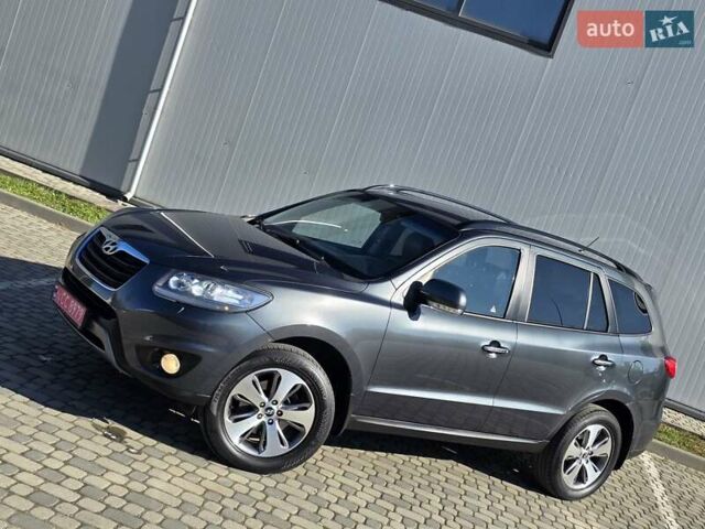 Хендай Санта Фе 2012 в Ивано-Франковске на Automoto.ua Серый Хендай Санта Фе, объемом двигателя 2.2 л и пробегом 182 тыс. км за 14650 $, фото 13 на Automoto.ua
