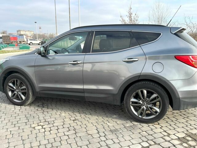 Сірий Хендай Санта Фе, об'ємом двигуна 2.2 л та пробігом 293 тис. км за 13700 $, фото 4 на Automoto.ua