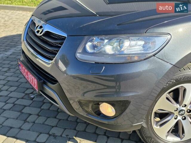 Хендай Санта Фе 2012 в Ивано-Франковске на Automoto.ua Серый Хендай Санта Фе, объемом двигателя 2.2 л и пробегом 182 тыс. км за 14650 $, фото 20 на Automoto.ua