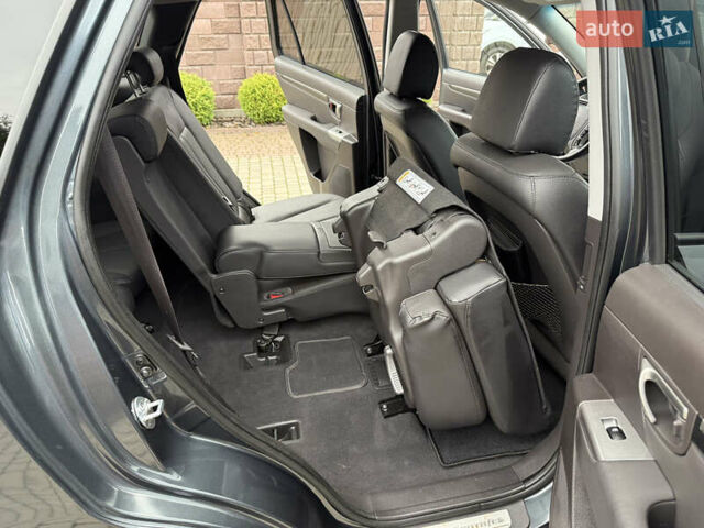 Серый Хендай Санта Фе, объемом двигателя 2.2 л и пробегом 209 тыс. км за 13999 $, фото 51 на Automoto.ua