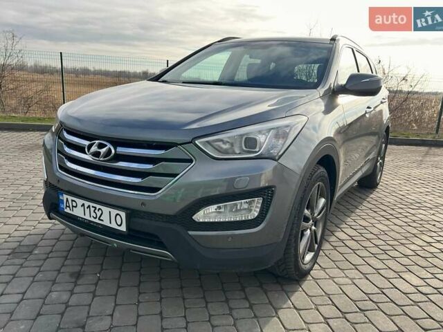 Сірий Хендай Санта Фе, об'ємом двигуна 2.2 л та пробігом 282 тис. км за 15900 $, фото 2 на Automoto.ua