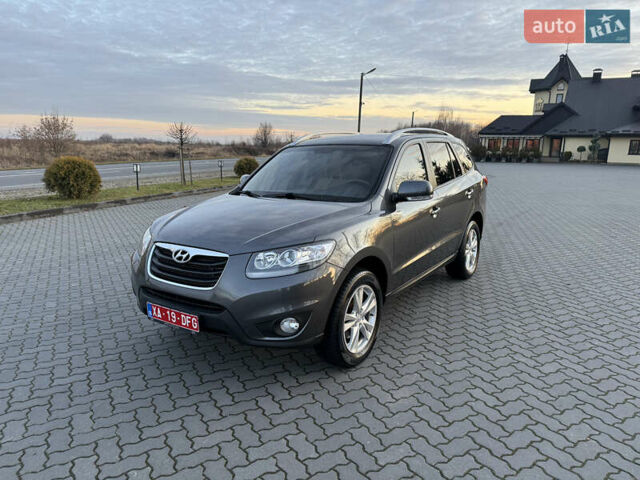 Серый Хендай Санта Фе, объемом двигателя 2 л и пробегом 227 тыс. км за 12900 $, фото 42 на Automoto.ua
