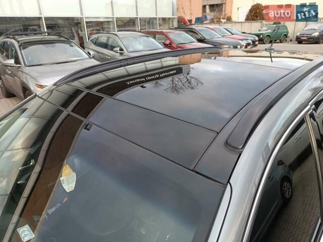 Серый Хендай Санта Фе, объемом двигателя 2.2 л и пробегом 265 тыс. км за 17000 $, фото 9 на Automoto.ua