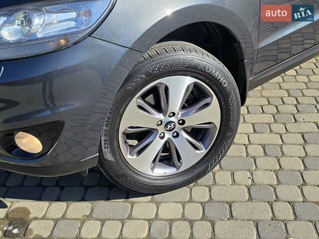 Хендай Санта Фе 2012 в Ивано-Франковске на Automoto.ua Серый Хендай Санта Фе, объемом двигателя 2.2 л и пробегом 182 тыс. км за 14650 $, фото 18 на Automoto.ua