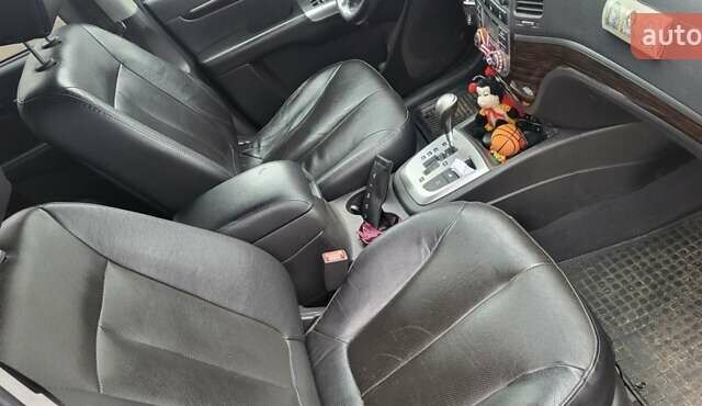 Сірий Хендай Санта Фе, об'ємом двигуна 2.2 л та пробігом 232 тис. км за 13500 $, фото 6 на Automoto.ua