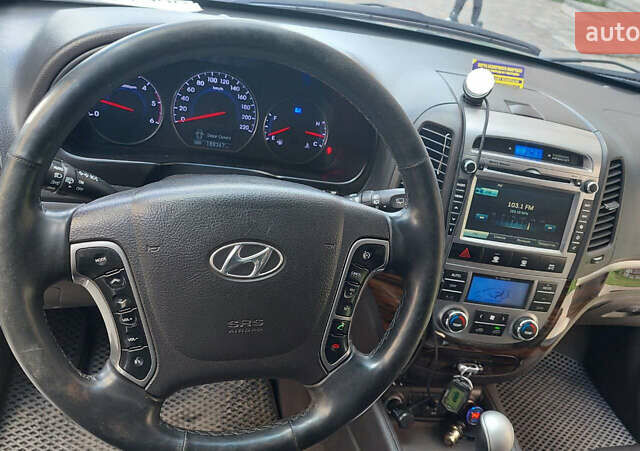 Хендай Санта Фе 2012 в Киеве на Automoto.ua Серый Хендай Санта Фе, объемом двигателя 2.2 л и пробегом 211 тыс. км за 14200 $, фото 22 на Automoto.ua