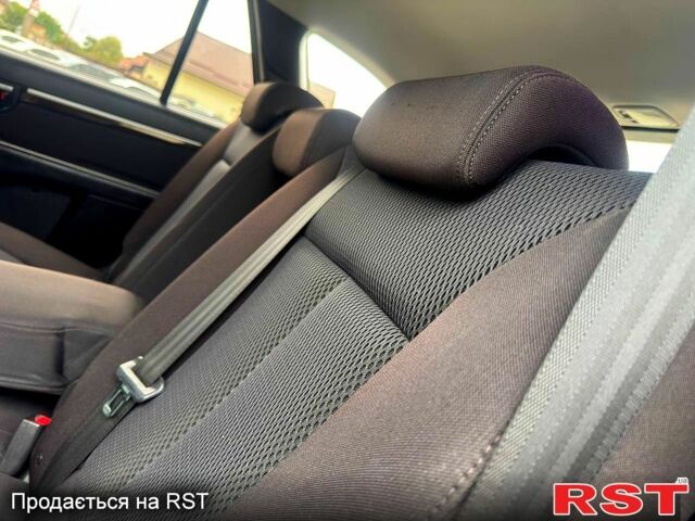 Хендай Санта Фе 2012 в Ахтырке на Automoto.ua Серый Хендай Санта Фе, объемом двигателя 2.4 л и пробегом 142 тыс. км за 11900 $, фото 6 на Automoto.ua