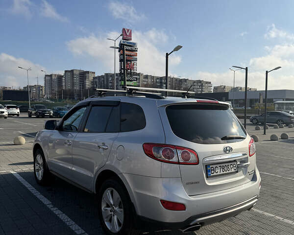 Серый Хендай Санта Фе, объемом двигателя 2.2 л и пробегом 188 тыс. км за 16700 $, фото 4 на Automoto.ua