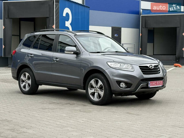 Хендай Санта Фе 2012 в Ровно на Automoto.ua Серый Хендай Санта Фе, объемом двигателя 2.2 л и пробегом 226 тыс. км за 12950 $, фото 6 на Automoto.ua