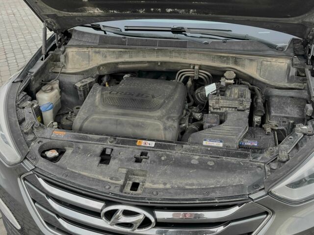 Сірий Хендай Санта Фе, об'ємом двигуна 2.2 л та пробігом 293 тис. км за 13700 $, фото 22 на Automoto.ua