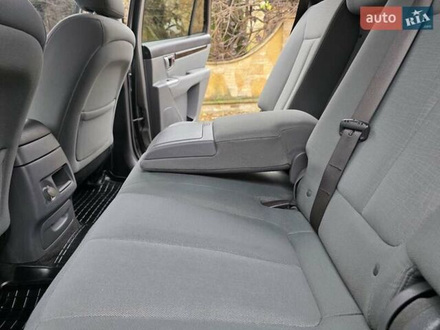 Серый Хендай Санта Фе, объемом двигателя 2.4 л и пробегом 237 тыс. км за 9999 $, фото 48 на Automoto.ua