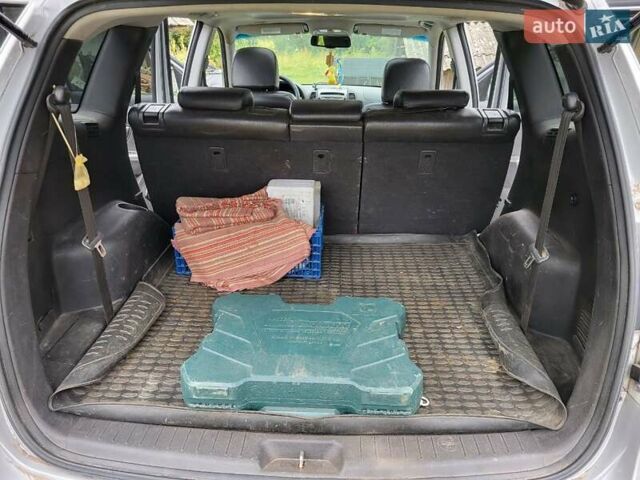 Хендай Санта Фе 2012 в Корюковке на Automoto.ua Серый Хендай Санта Фе, объемом двигателя 2.2 л и пробегом 254 тыс. км за 12500 $, фото 15 на Automoto.ua