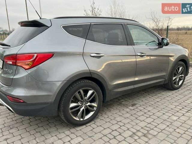 Сірий Хендай Санта Фе, об'ємом двигуна 2.2 л та пробігом 282 тис. км за 15900 $, фото 8 на Automoto.ua