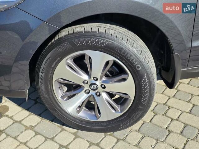 Хендай Санта Фе 2012 в Ивано-Франковске на Automoto.ua Серый Хендай Санта Фе, объемом двигателя 2.2 л и пробегом 182 тыс. км за 14650 $, фото 25 на Automoto.ua