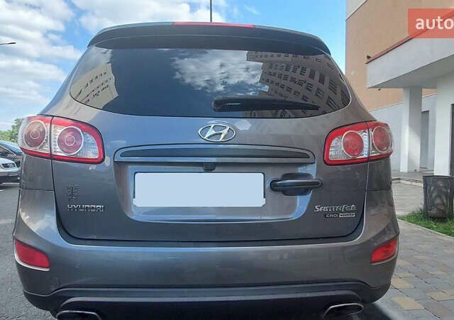 Хендай Санта Фе 2012 в Киеве на Automoto.ua Серый Хендай Санта Фе, объемом двигателя 2.2 л и пробегом 211 тыс. км за 14200 $, фото 2 на Automoto.ua