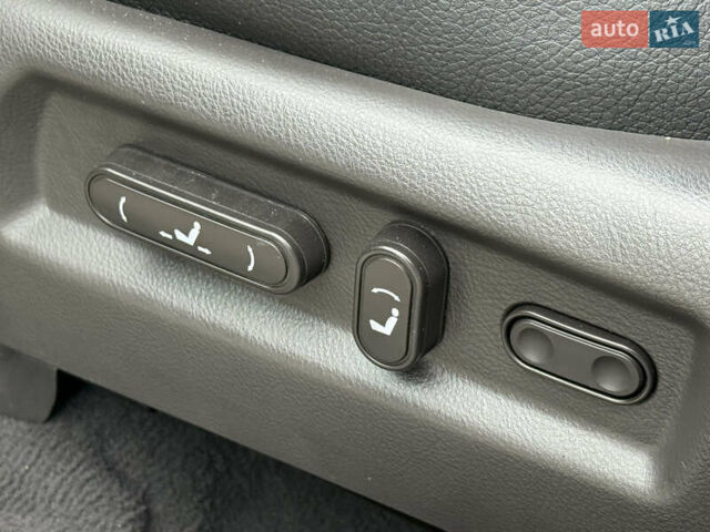 Хендай Санта Фе 2012 в Ровно на Automoto.ua Серый Хендай Санта Фе, объемом двигателя 2.2 л и пробегом 226 тыс. км за 12950 $, фото 53 на Automoto.ua