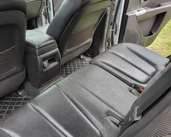 Хендай Санта Фе 2012 в Корюковке на Automoto.ua Серый Хендай Санта Фе, объемом двигателя 2.2 л и пробегом 254 тыс. км за 12500 $, фото 14 на Automoto.ua