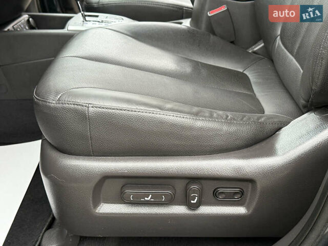 Серый Хендай Санта Фе, объемом двигателя 2.2 л и пробегом 209 тыс. км за 13999 $, фото 77 на Automoto.ua