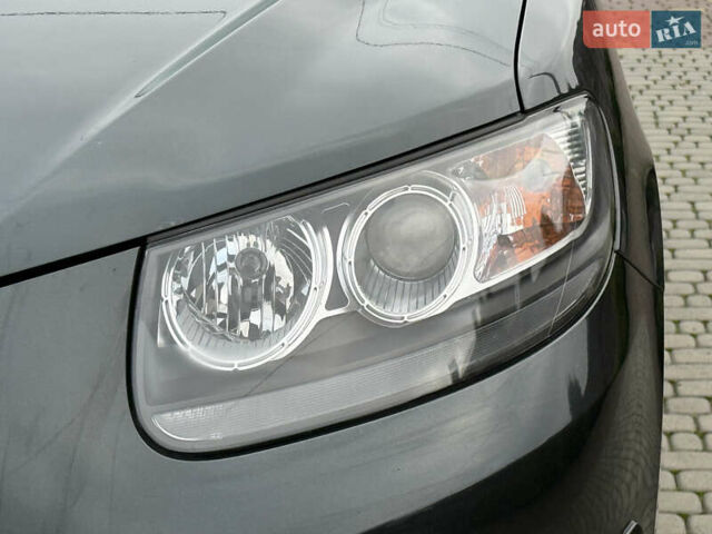 Серый Хендай Санта Фе, объемом двигателя 2.2 л и пробегом 209 тыс. км за 13999 $, фото 31 на Automoto.ua