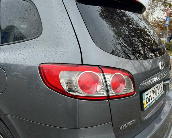 Серый Хендай Санта Фе, объемом двигателя 2.2 л и пробегом 158 тыс. км за 13800 $, фото 8 на Automoto.ua