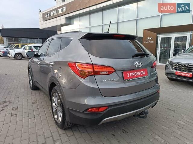 Серый Хендай Санта Фе, объемом двигателя 2.2 л и пробегом 265 тыс. км за 17000 $, фото 5 на Automoto.ua