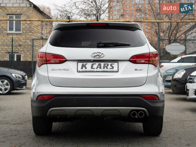 Сірий Хендай Санта Фе, об'ємом двигуна 2 л та пробігом 154 тис. км за 15500 $, фото 4 на Automoto.ua