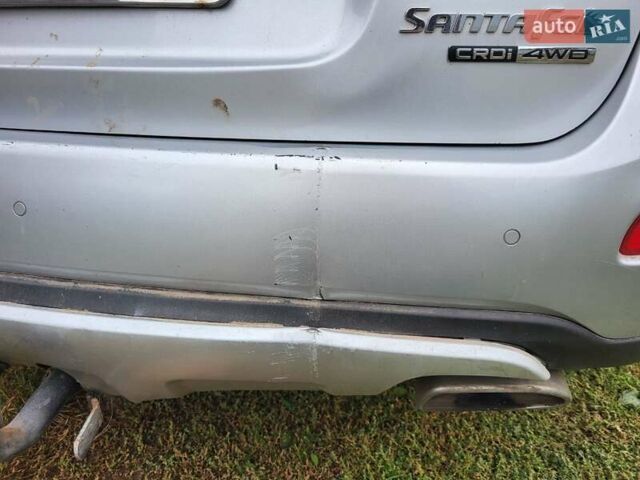 Хендай Санта Фе 2012 в Корюковке на Automoto.ua Серый Хендай Санта Фе, объемом двигателя 2.2 л и пробегом 254 тыс. км за 12500 $, фото 3 на Automoto.ua