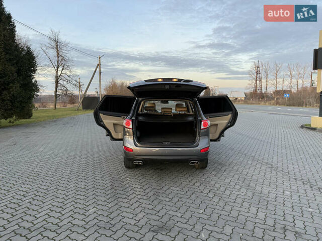 Серый Хендай Санта Фе, объемом двигателя 2 л и пробегом 227 тыс. км за 12900 $, фото 34 на Automoto.ua