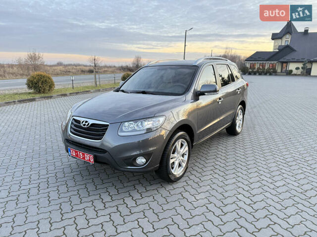 Серый Хендай Санта Фе, объемом двигателя 2 л и пробегом 227 тыс. км за 12900 $, фото 44 на Automoto.ua
