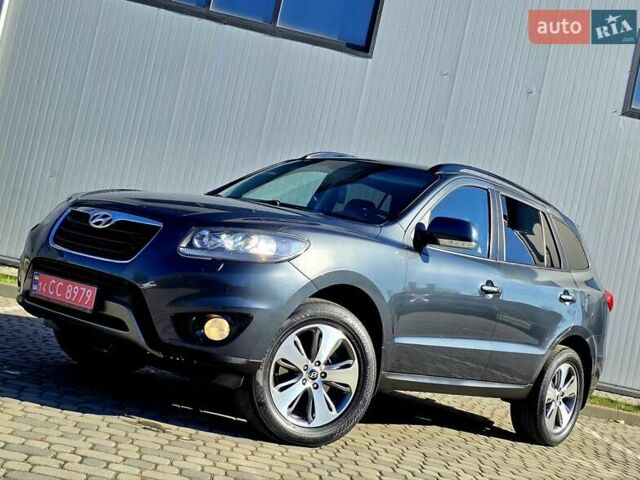 Хендай Санта Фе 2012 в Ивано-Франковске на Automoto.ua Серый Хендай Санта Фе, объемом двигателя 2.2 л и пробегом 182 тыс. км за 14650 $, фото 1 на Automoto.ua