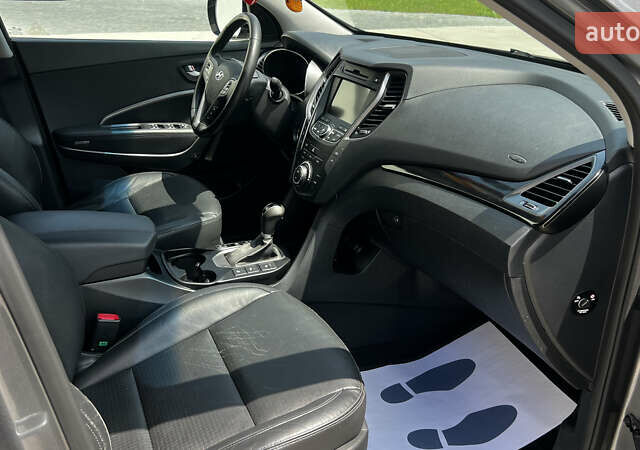 Серый Хендай Санта Фе, объемом двигателя 2.2 л и пробегом 213 тыс. км за 18490 $, фото 37 на Automoto.ua