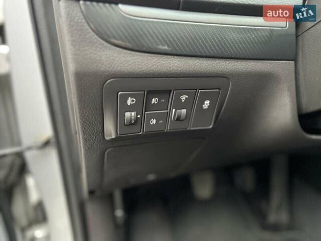 Сірий Хендай Санта Фе, об'ємом двигуна 2 л та пробігом 163 тис. км за 13999 $, фото 9 на Automoto.ua