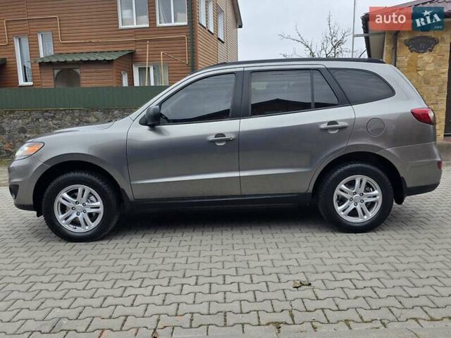 Серый Хендай Санта Фе, объемом двигателя 2.4 л и пробегом 237 тыс. км за 9999 $, фото 14 на Automoto.ua