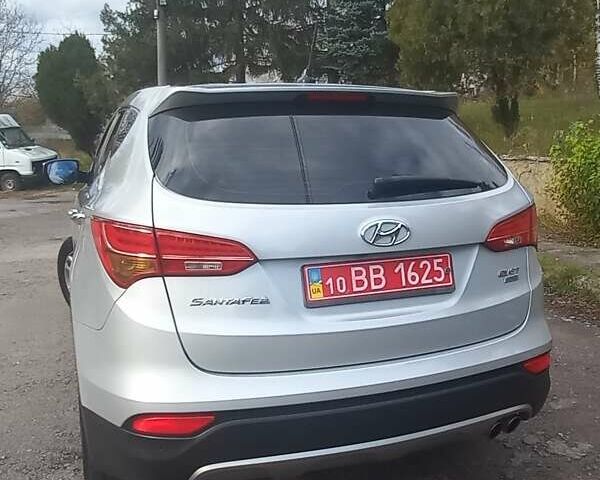 Хендай Санта Фе 2013 в Могилев-Подольском на Automoto.ua Серый Хендай Санта Фе, объемом двигателя 2.2 л и пробегом 209 тыс. км за 17600 $, фото 4 на Automoto.ua