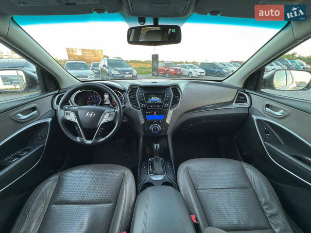 Хендай Санта Фе 2013 в Львове на Automoto.ua Серый Хендай Санта Фе, объемом двигателя 2.4 л и пробегом 173 тыс. км за 12390 $, фото 18 на Automoto.ua