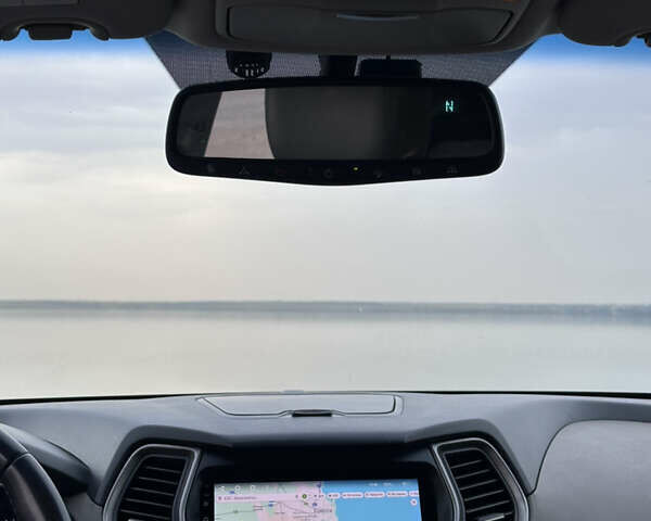 Серый Хендай Санта Фе, объемом двигателя 2 л и пробегом 190 тыс. км за 14000 $, фото 35 на Automoto.ua