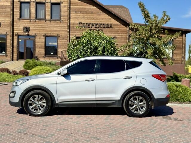 Сірий Хендай Санта Фе, об'ємом двигуна 2.2 л та пробігом 279 тис. км за 14400 $, фото 8 на Automoto.ua