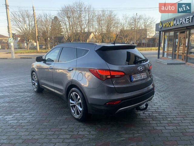 Серый Хендай Санта Фе, объемом двигателя 2.2 л и пробегом 177 тыс. км за 18700 $, фото 5 на Automoto.ua