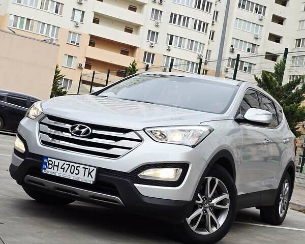 Серый Хендай Санта Фе, объемом двигателя 2.2 л и пробегом 180 тыс. км за 17199 $, фото 7 на Automoto.ua