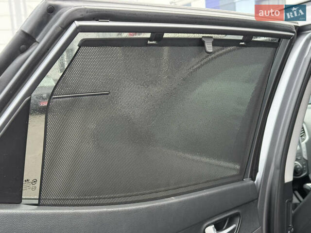 Сірий Хендай Санта Фе, об'ємом двигуна 2.2 л та пробігом 183 тис. км за 16999 $, фото 36 на Automoto.ua