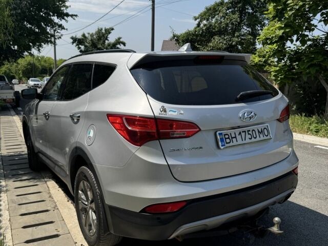 Сірий Хендай Санта Фе, об'ємом двигуна 2.4 л та пробігом 156 тис. км за 10350 $, фото 4 на Automoto.ua