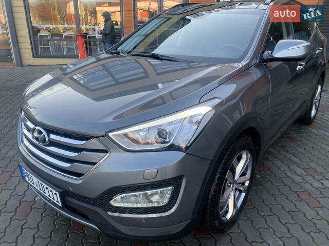 Серый Хендай Санта Фе, объемом двигателя 2.2 л и пробегом 177 тыс. км за 18700 $, фото 11 на Automoto.ua