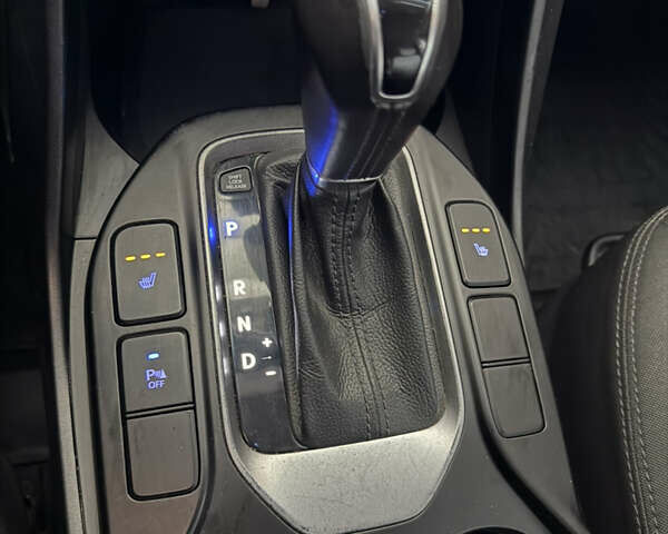 Серый Хендай Санта Фе, объемом двигателя 2.2 л и пробегом 290 тыс. км за 13700 $, фото 24 на Automoto.ua