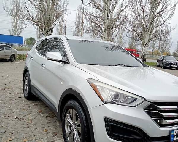 Сірий Хендай Санта Фе, об'ємом двигуна 2.4 л та пробігом 197 тис. км за 12000 $, фото 2 на Automoto.ua